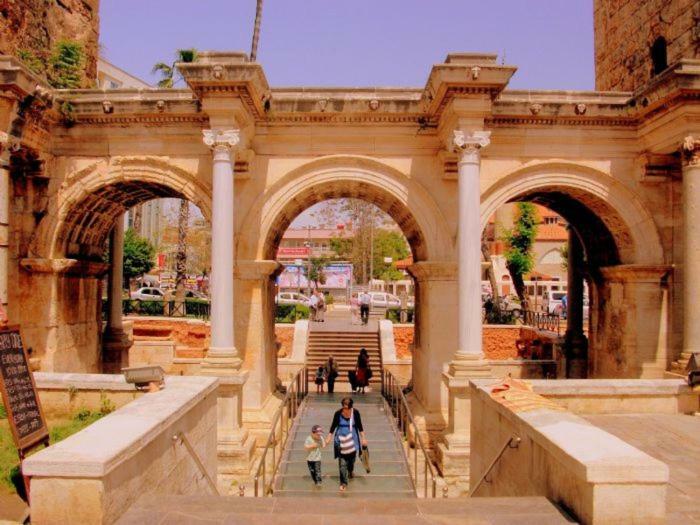 Kozan Hotel Antalya Bagian luar foto